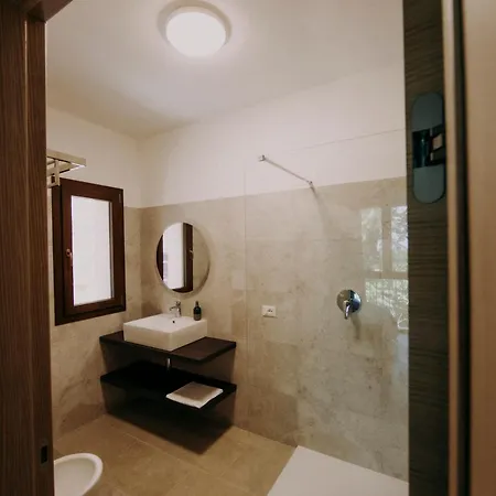 Casa Emilia With Cocktail Bar ベッド・アンド・ブレックファスト 3*