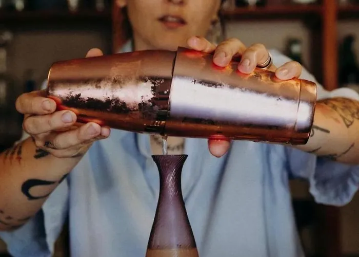 Casa Emilia With Cocktail Bar Oda ve Kahvaltı Albinea