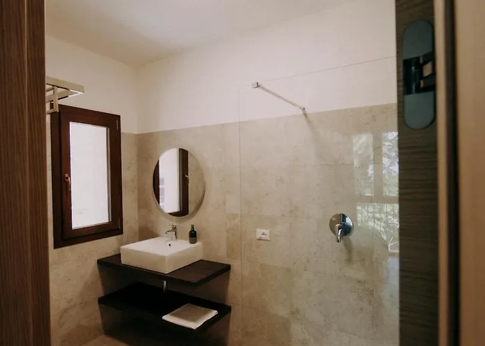 Casa Emilia With Cocktail Bar Oda ve Kahvaltı 3*